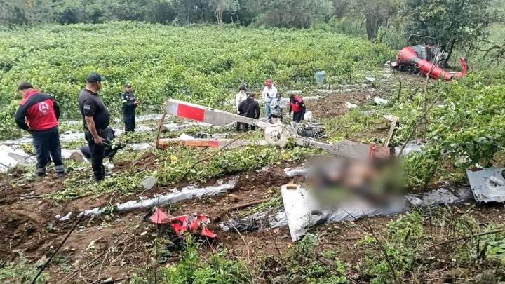 Desplome de un helicóptero deja dos muertos en el Estado de México