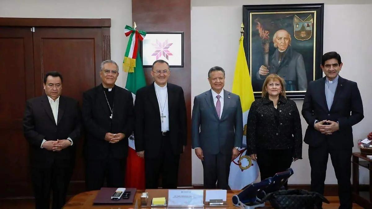 Julio Menchaca se reúne con Embajador del Vaticano en México