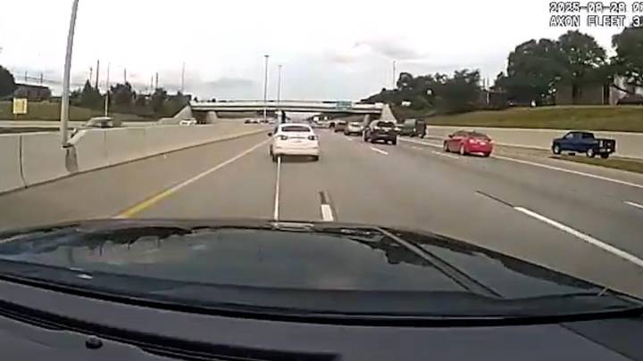 La policía detiene un coche robado en Michigan con innovador sistema