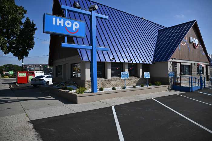 Flapjack failure: 9 injured by iHop ceiling collapse in Georgetown