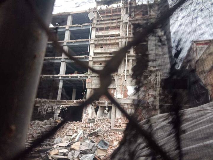 Brugada inicia demolición de inmuebles afectados por sismos en la capital