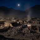Sismo sacude Afganistán; medios reportan al menos 250 muertos