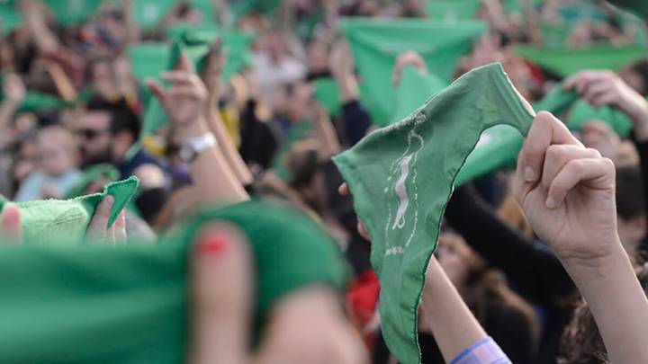 "Recortes" y "estigmatización": organizaciones feministas apuntan contra la gestión Milei