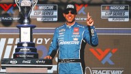 Denny Hamlin Shoots Down NASCAR Broadcaster’s Fake ‘Apology’ Narrative Denny Hamlin clarifies hilarious Bill Murray pre-race chat fumes as Gateway win fuels 2025 NASCAR title quest. Rajnish Kumar 12 h