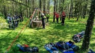 Hallan cuerpo de hombre dentro de pozo