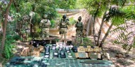 Ejército decomisa gran arsenal de armas largas y municiones tras operativo federal en Tepuche, Sinaloa