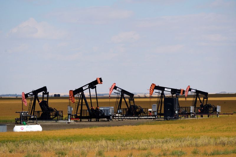 Oil set for biggest weekly gain in three months as Russia cuts fuel exports