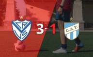 Vélez logró dar vuelta el marcador y vencer 3