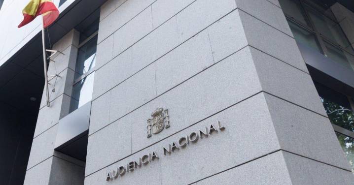 Igualan la paga de guardias  civiles activos y en la reserva