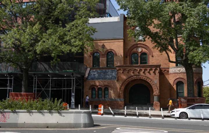 Former 68th Precinct house in Sunset Park revived for new public school • Brooklyn Paper
