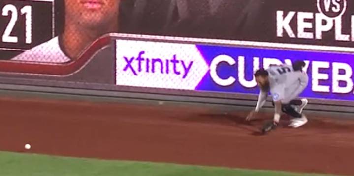 Dane Myers exits Marlins game early with right leg injury