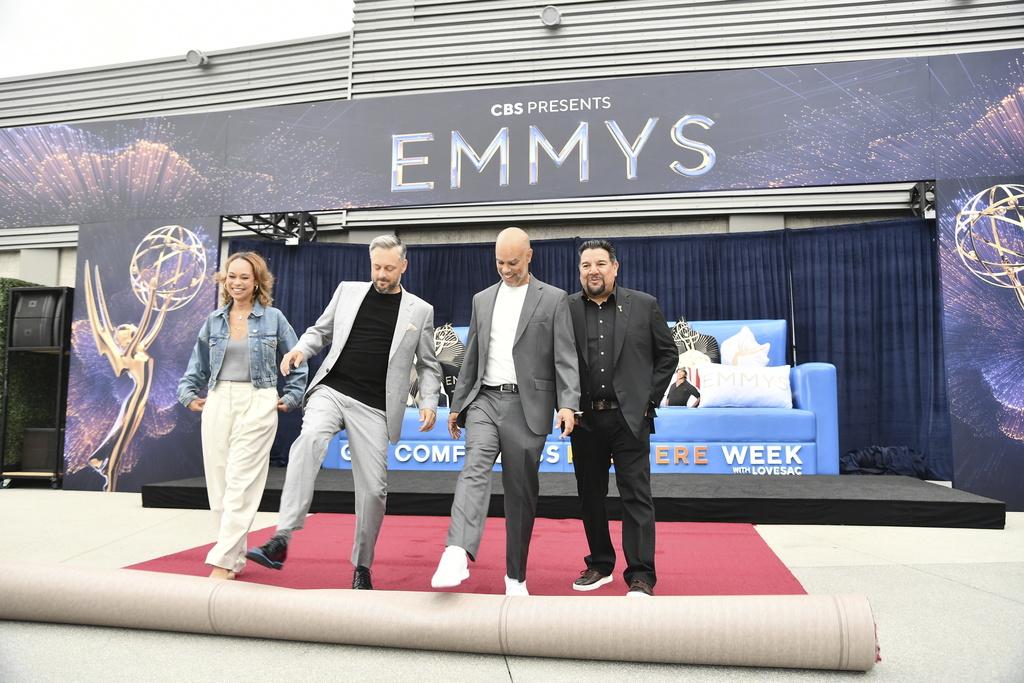 Emmys host Nate Bargatze rolls out the red carpet