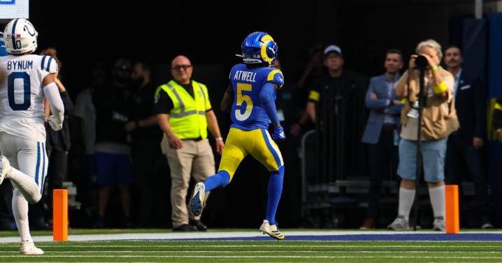 Atwell logra TD de 88 yardas y Rams vencen a Colts tras balón suelto de Mitchell