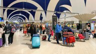 El Aeropuerto de Sevilla bate récord de viajeros en agosto y sigue sin conexión ferroviaria