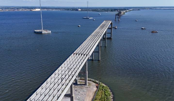 Let Trump take charge of Key Bridge.