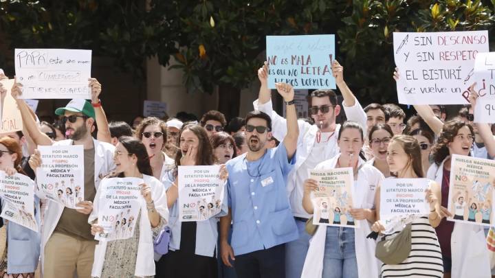 CESM Aragón y el Colegio de Médicos de Zaragoza llaman a la huelga este viernes por un Estatuto Marco propio