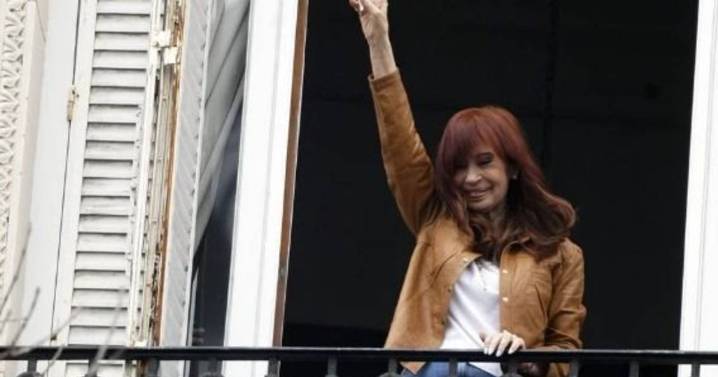 La Justicia exime a Cristina Kirchner de pagar $22.300 millones
