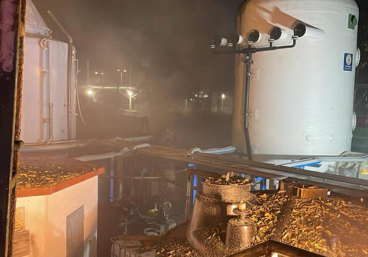Así quedaron las instalaciones de tratamiento de agua cercanas al Teatro Pérez Galdós tras el incendio
