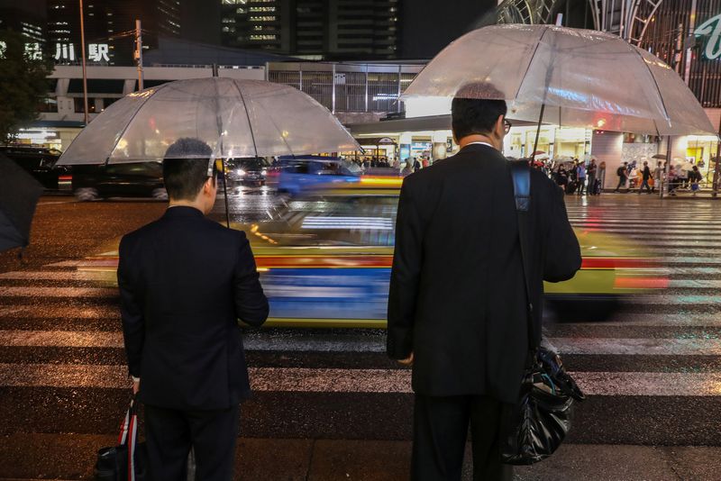 Japan July real wages turn positive for first time in 7 months