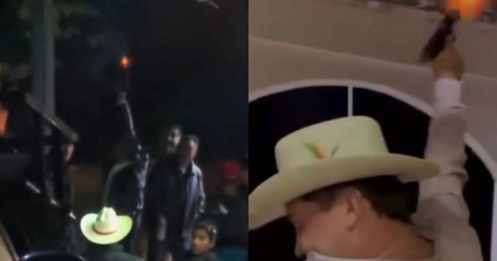 Se puso bélico: Alcalde de Aquila dispara al aire durante festejos del Grito en Veracruz