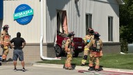Vehicle crashes into auto detail shop in south Lincoln