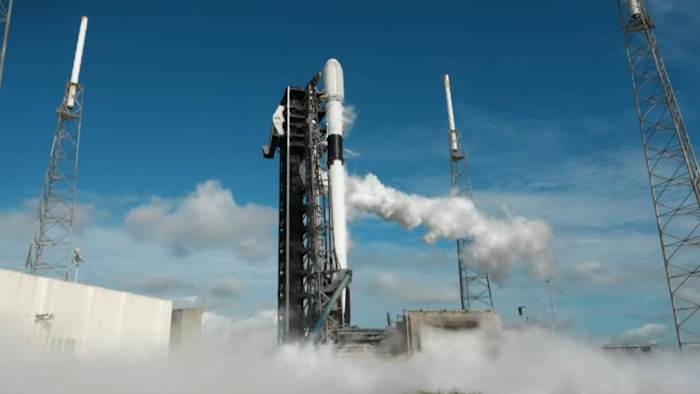 SpaceX gears up for weekend Starlink launch from Florida