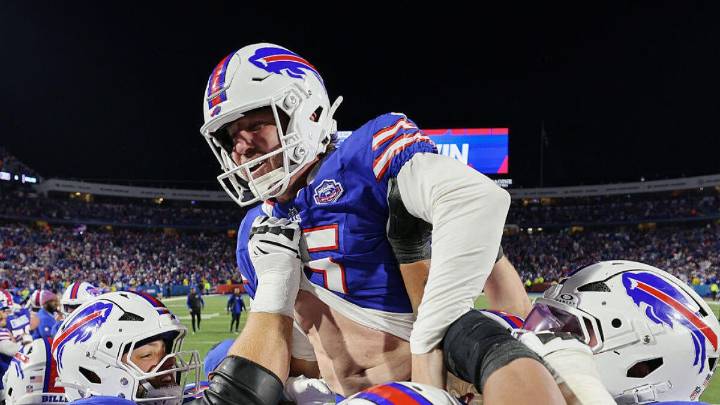 Matt Prater, Tebow's old clutch kicker, comes off the couch to deliver Bills' stunning win over Ravens
