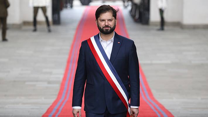 Previo al Te Deum Ecuménico: Boric llama a “ser consciente de la importancia de la democracia” en año electoral