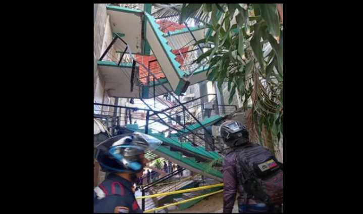 Tragedia en Guatire: Colapsaron escaleras en la urbanización de Parque Alto