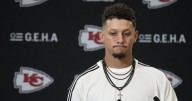Can Patrick Mahomes, Chiefs defy history to make playoffs?