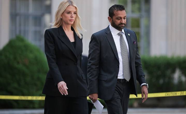 Fired FBI Leaders Sue Trump Admin, Alleging Retribution