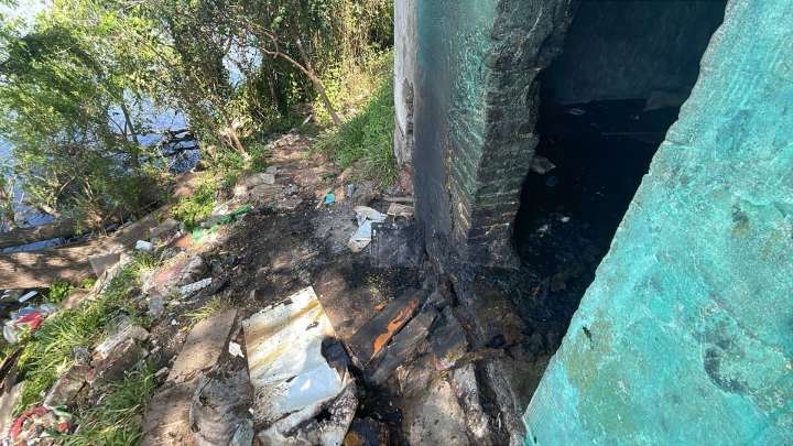 Falleció el hombre que había sufrido quemaduras en la casilla precaria cerca del Parque del Sur