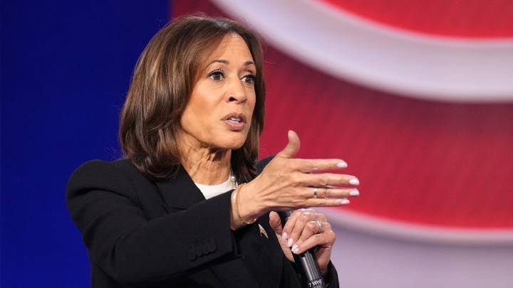Kamala Harris' NY Book Tour Stop Disrupted by Gaza Protesters