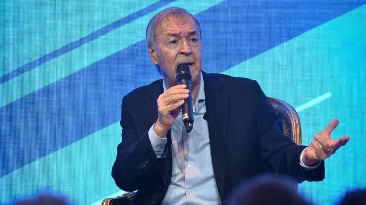Schiaretti: "Ningún gobierno puede ser exitoso si las familias no llegan a fin de mes"