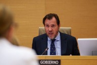 Óscar Puente anticipa dos años más de incidencias en trenes