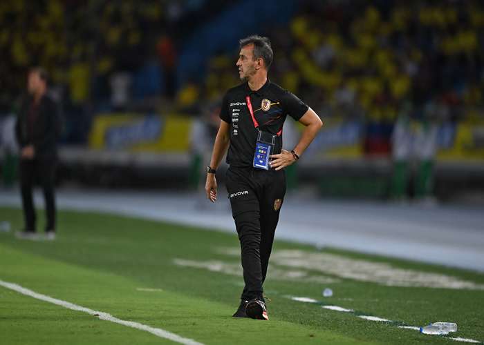 Fernando Batista, no es más DT de la Selección de Venezuela
