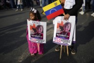 Venezolanas deportadas piden ayuda a Melania Trump para reunirse con sus hijos