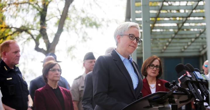 In 7-Minute Phone Call, Kotek Tells Trump He’s Deploying Troops Based on Bad Intel