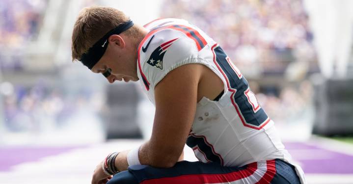 Patriots vs. Dolphins inactives: Training camp standout Efton Chism remains an afterthought