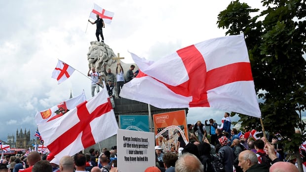 More than 100,000 flood London streets for far-right 'Unite the Kingdom' march