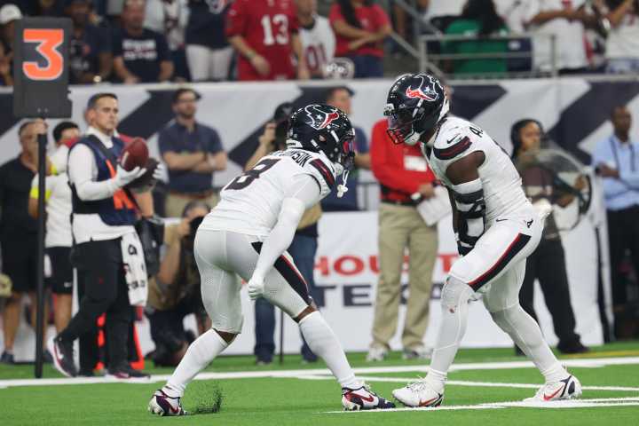 Breaking: Texans Cut Former Super Bowl Champion