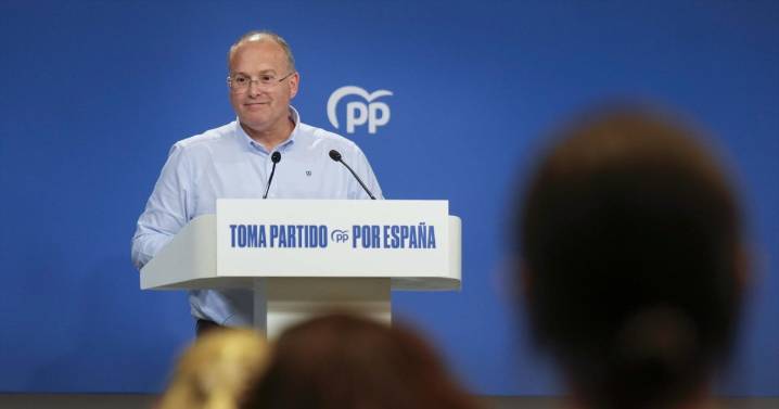 Tellado acusa a Sánchez de «no tener vergüenza» tras todos los escándalos y pide un Gobierno «sin tuiteros»