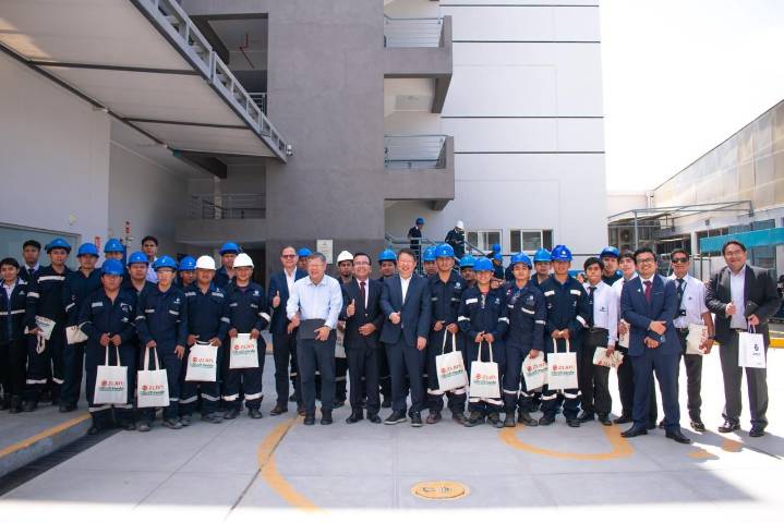Zijin Río Blanco y SENATI firman convenio para capacitación técnica en Piura
