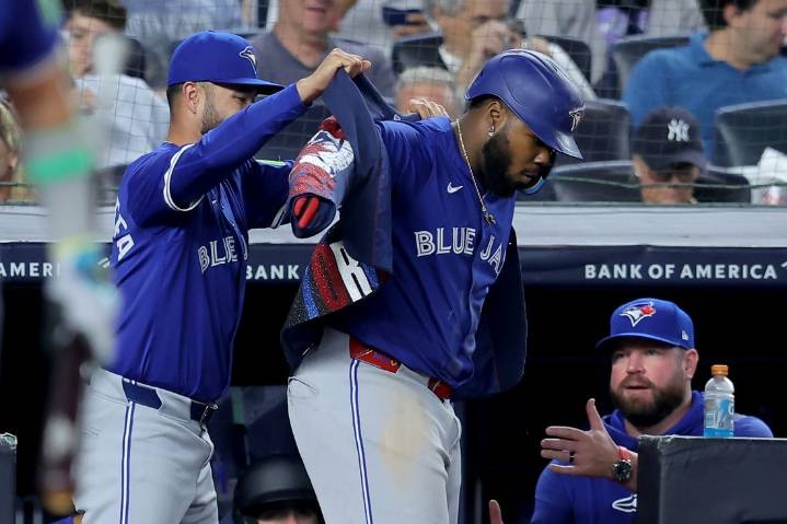 Deadspin | Vladimir Guerrero Jr., Blue Jays look to jolt Yankees again