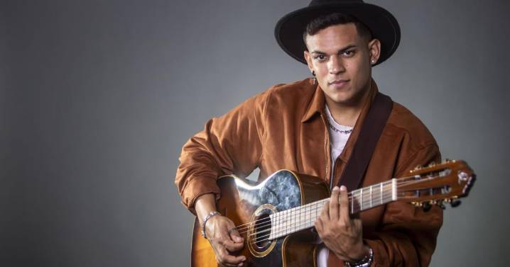 VIDEO: Emmanuel transforma su salida de Objetivo Fama en nueva melodía