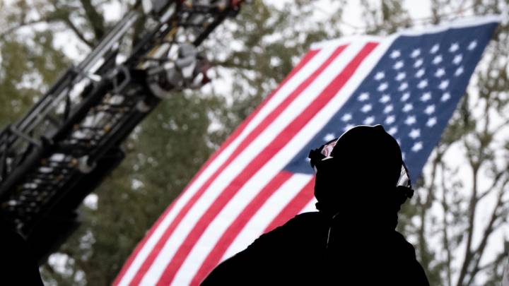 9/11 Memorial Stair Climb: Watch local responders climb…