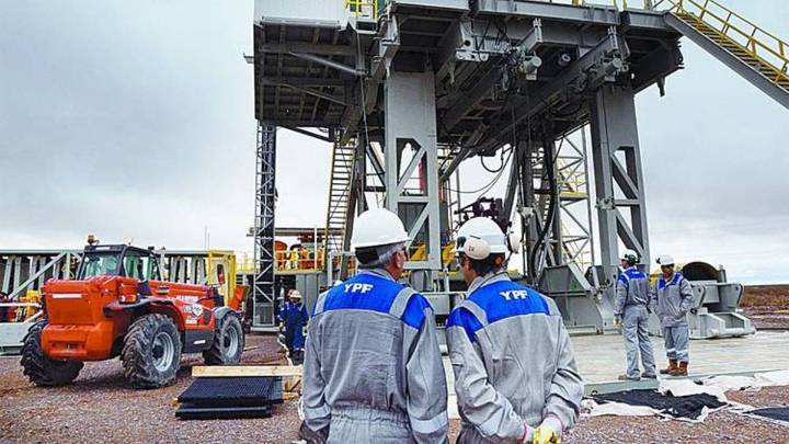 Proyectan récord de petróleo en el siglo y máxima producción de gas de la historia