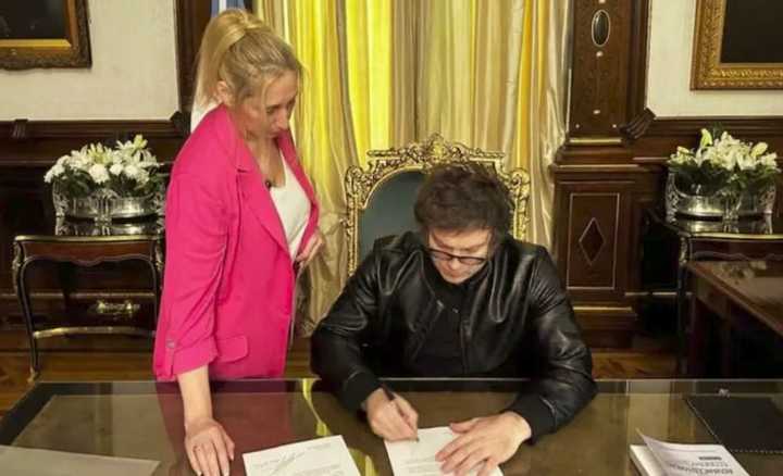 Milei ratifica que vetará las leyes de emergencia en el Garrahan, financiamiento universitario y ATN