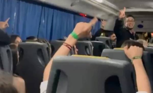 Milei cargó contra un grupo de estudiantes que cantaba canciones antisemitas