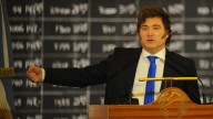 EE.UU. analiza un desembolso inicial de USD 5.000 millones mientras Javier Milei busca respaldo en Wall Street